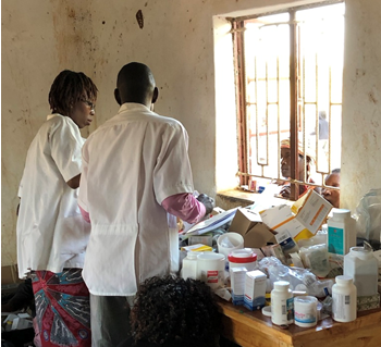 the doctors of Malawi working with medications